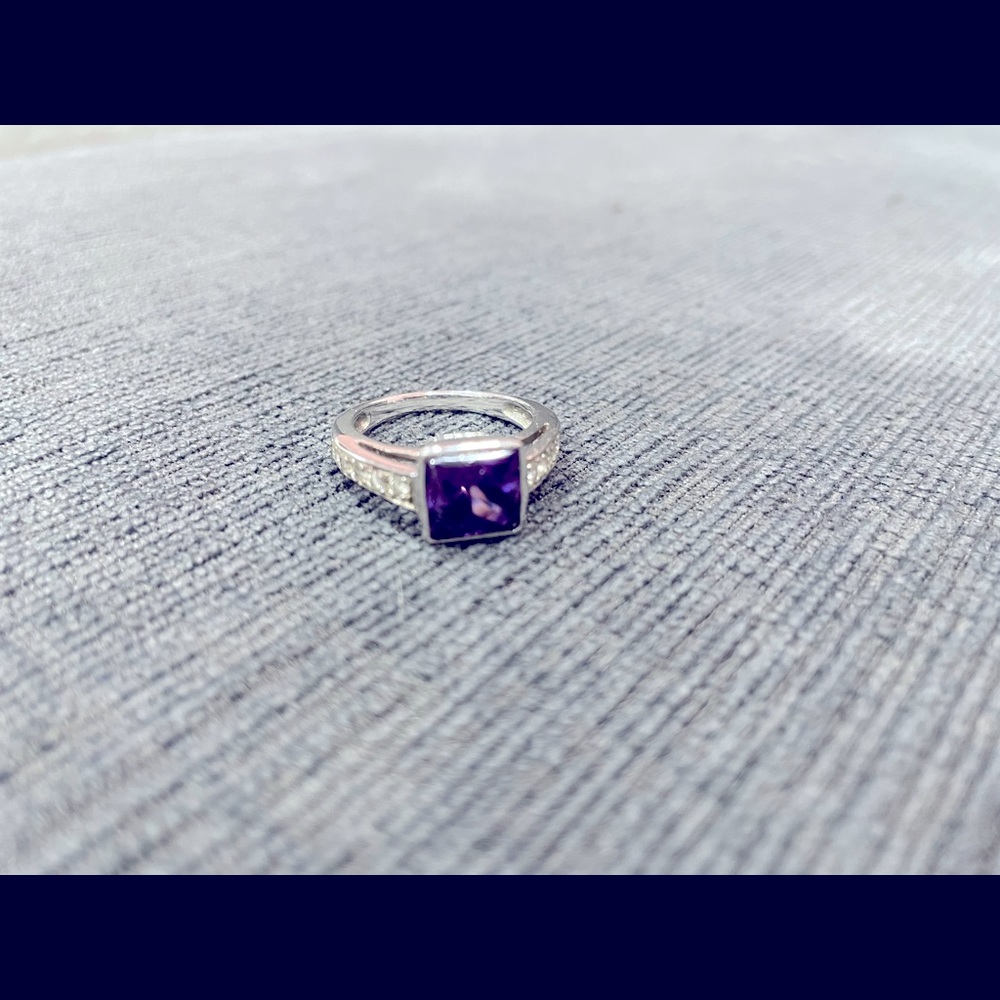 Purple stone ring